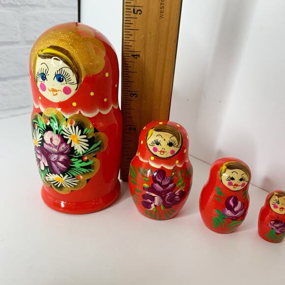 Russian Matryoshka Nesting Dolls Set of 5 Hand Painted Alexander's Winter Wreath - Picture 9 of 10